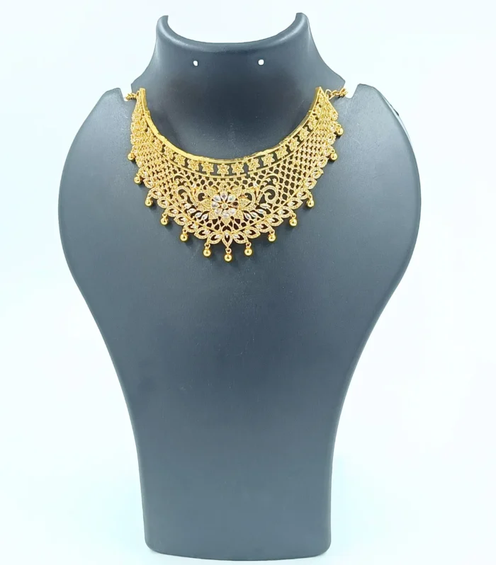 Perfect Choker for Today’s Fashion-Forward Woman.