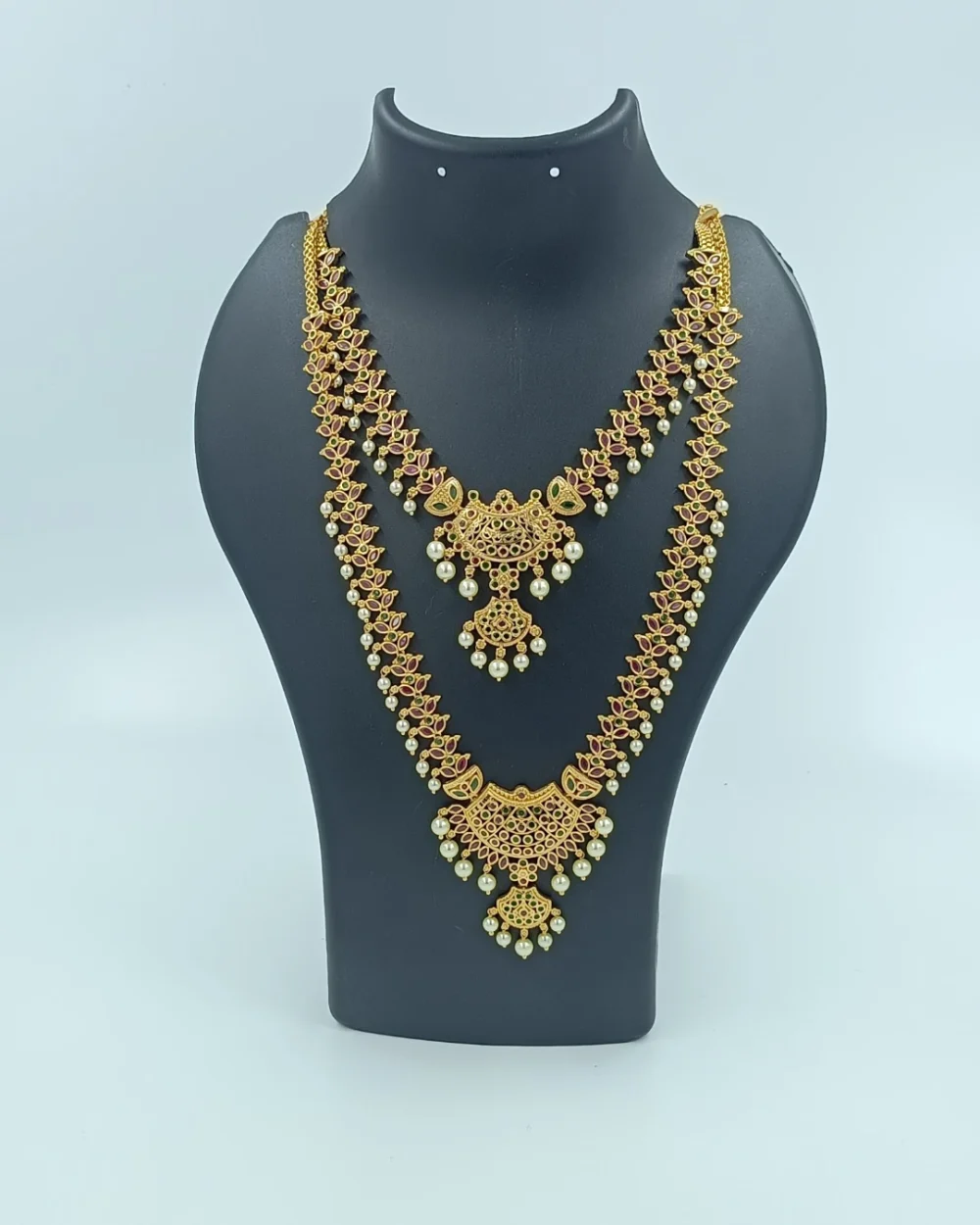 Red Stone & White Pearl Combo Haara Set