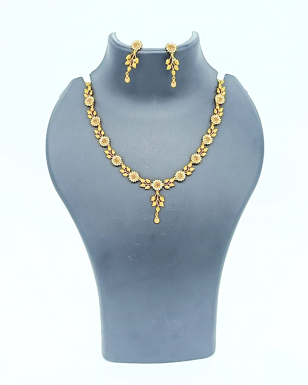 Vintage Flower & Leaf Necklace Set