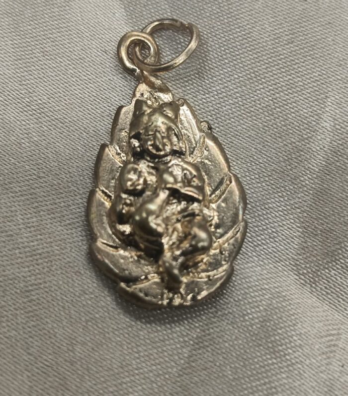 Impon Banyan Krishna Pendant